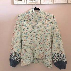 Gorgeous chunky Anthropologie sweater. Size M. Perfect condition, never worn.